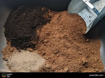 So you want to make your own seed-starting mixes and potting soils, huh? Get all the best custom soil mix recipes here.